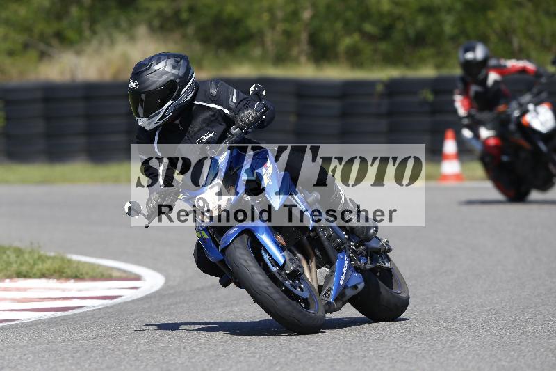 /48 25.08.2025 Cornu Master School ADR/gruen-vert/97